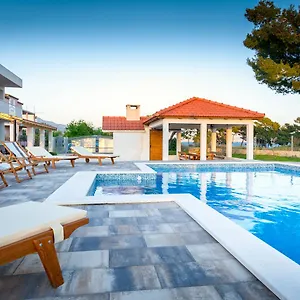 apartments-marko-kastela.hotels-in-trogir.com/